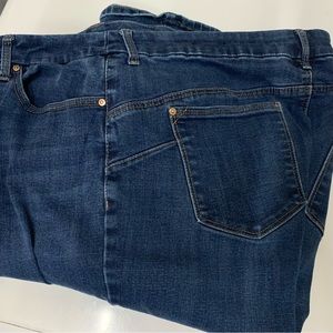 Chico’s So Lifting Straight Leg Jeans.  Chicos size 2.5/ US size 14